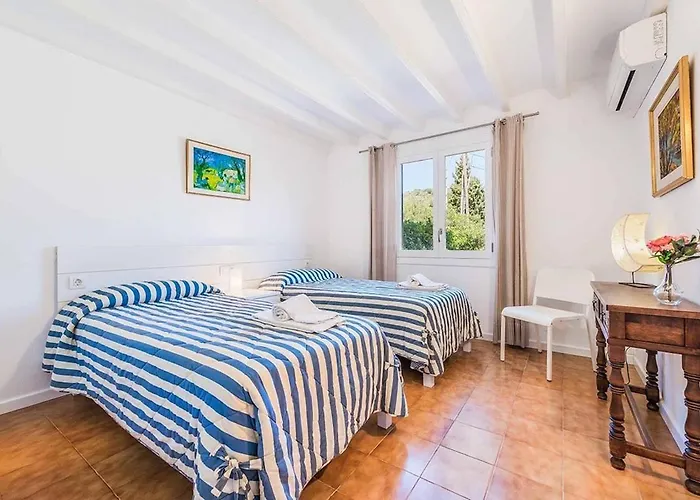 Appartement Patricia Impressive Garden To Enjoy With The Family By Renthousing *