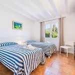 Apartment Patricia Impressive Garden To Enjoy With The Family By Renthousing *